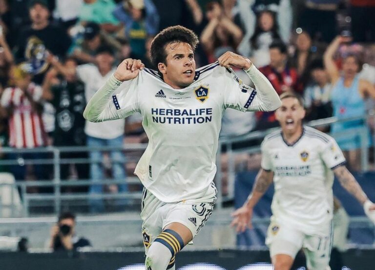 Riqui Puig Feature