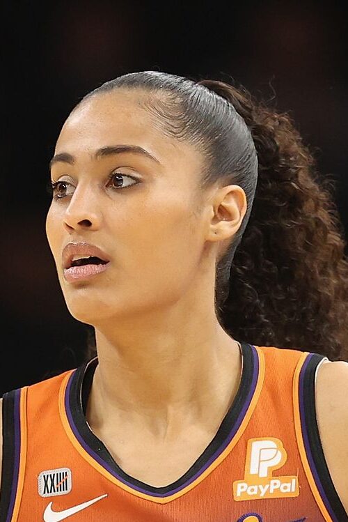 The Phoenix Mercury Point Guard Skylar Diggins