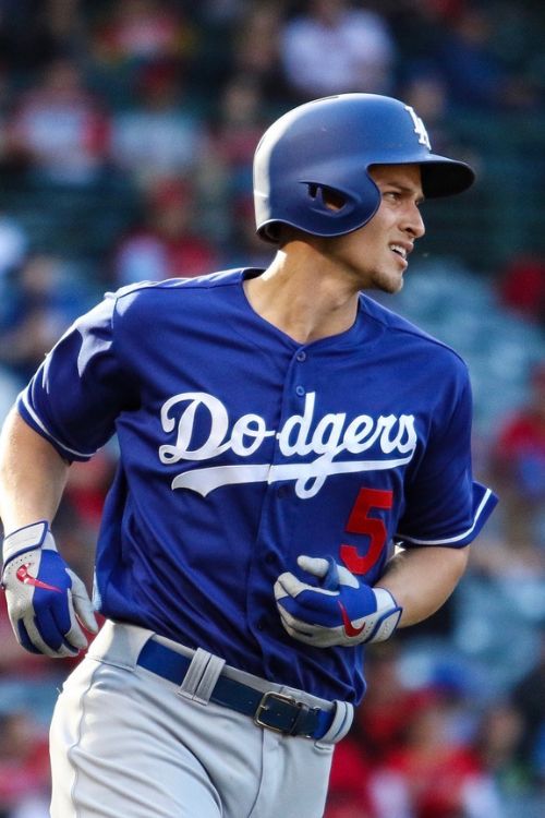 Corey Seager - Wikipedia