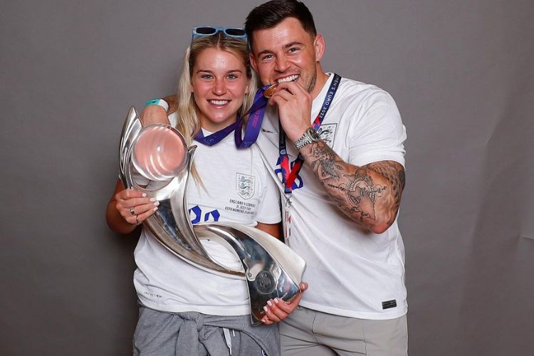 Giorgio Celebrates His Sister Winning The Euro 2022 As He Bites Her Medal