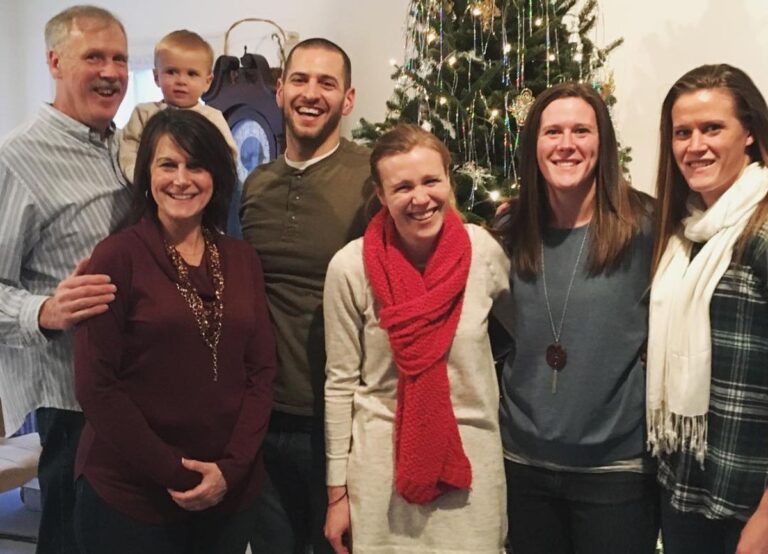 Alyssa Naeher Pictured With Her Parents, John, And Donna Naeher And Her Sisters Celebrating Christmas