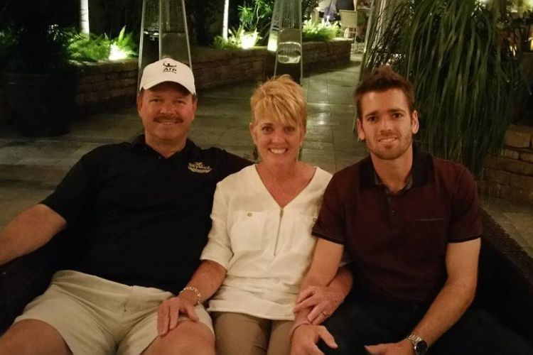 Austin Krajicek Clicks A Picture With His Parents After The Delray Open In 2016