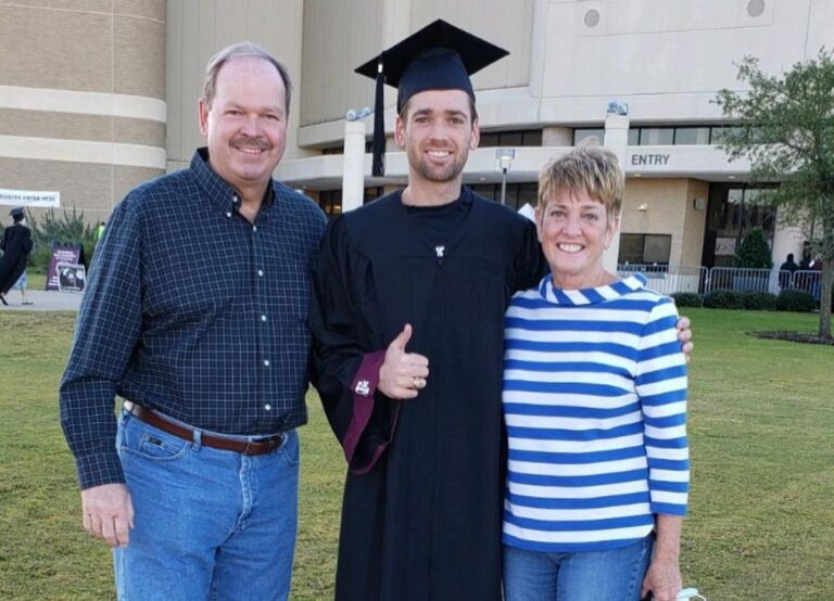 Austin Krajicek Pictured With His Parents, Rob, And Sherry After Graduating From Texas A&M University In 2020