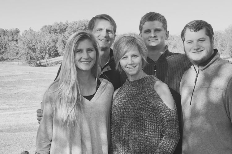 Bailey Tardy Pictured With Her Parents, Bob, And Kim, And Her Two Brothers In 2018
