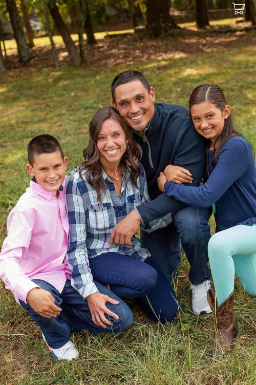 David Pollack Pictured With His Family, Including His Wife Lindsey And Their Two Kids, Leah And Nicholas