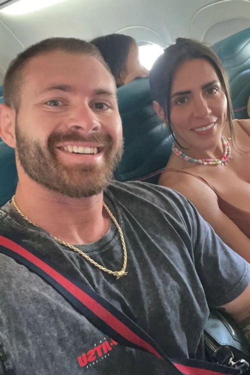 Gordon Pictured With Girlfriend Nathalia In 2022 Traveling To Maui