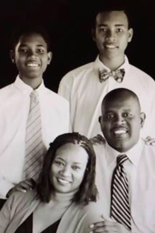 Isaiah Mobley Pictured With His Family, Including His Brother, Evan, And Parents, Nicol And Eric