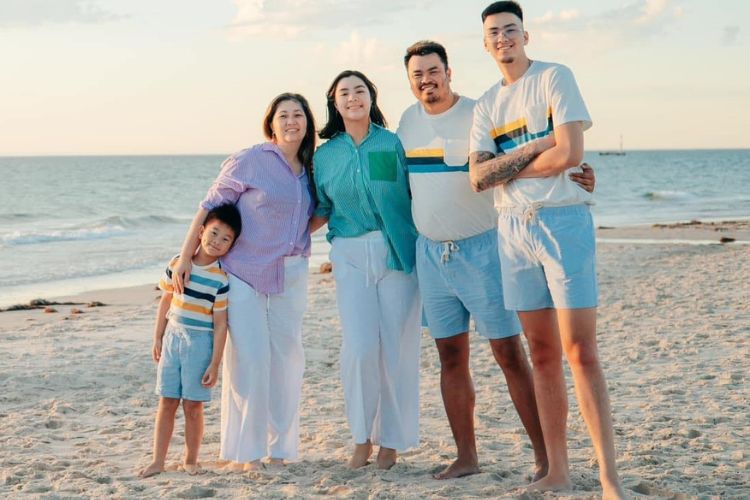 Kai Sotto Pictured With His Family, Including His Parents, Ervin And Pamela And His Siblings, Erin And Kimothy In 2023