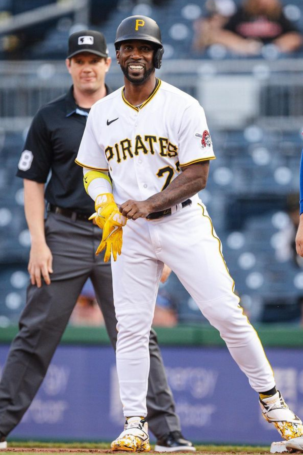 Andrew McCutchen #Pirates and his wife Maria Hanslovan