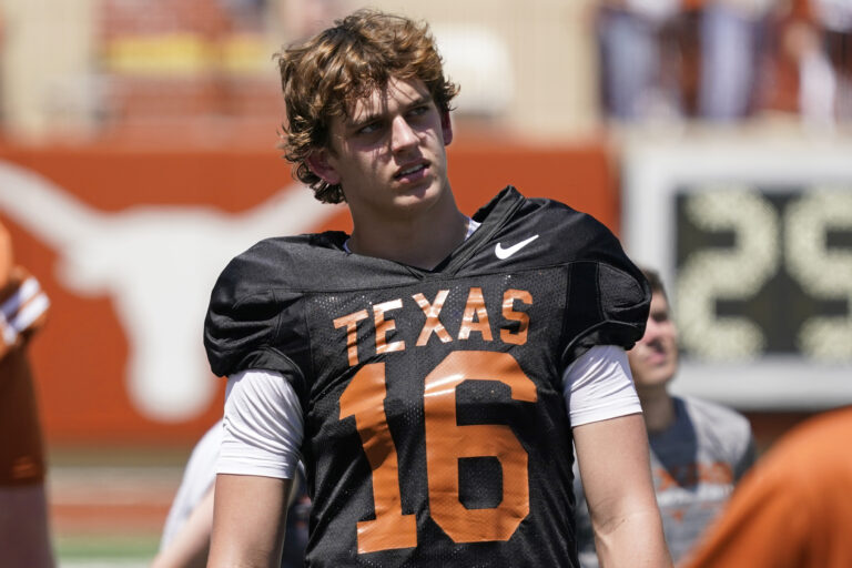 Arch Manning For Texas Longhorns