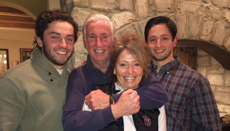Baker Mayfield With His Family
