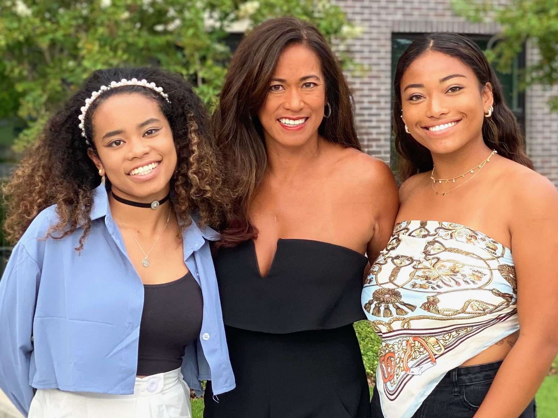 Claudia & Her Daughters