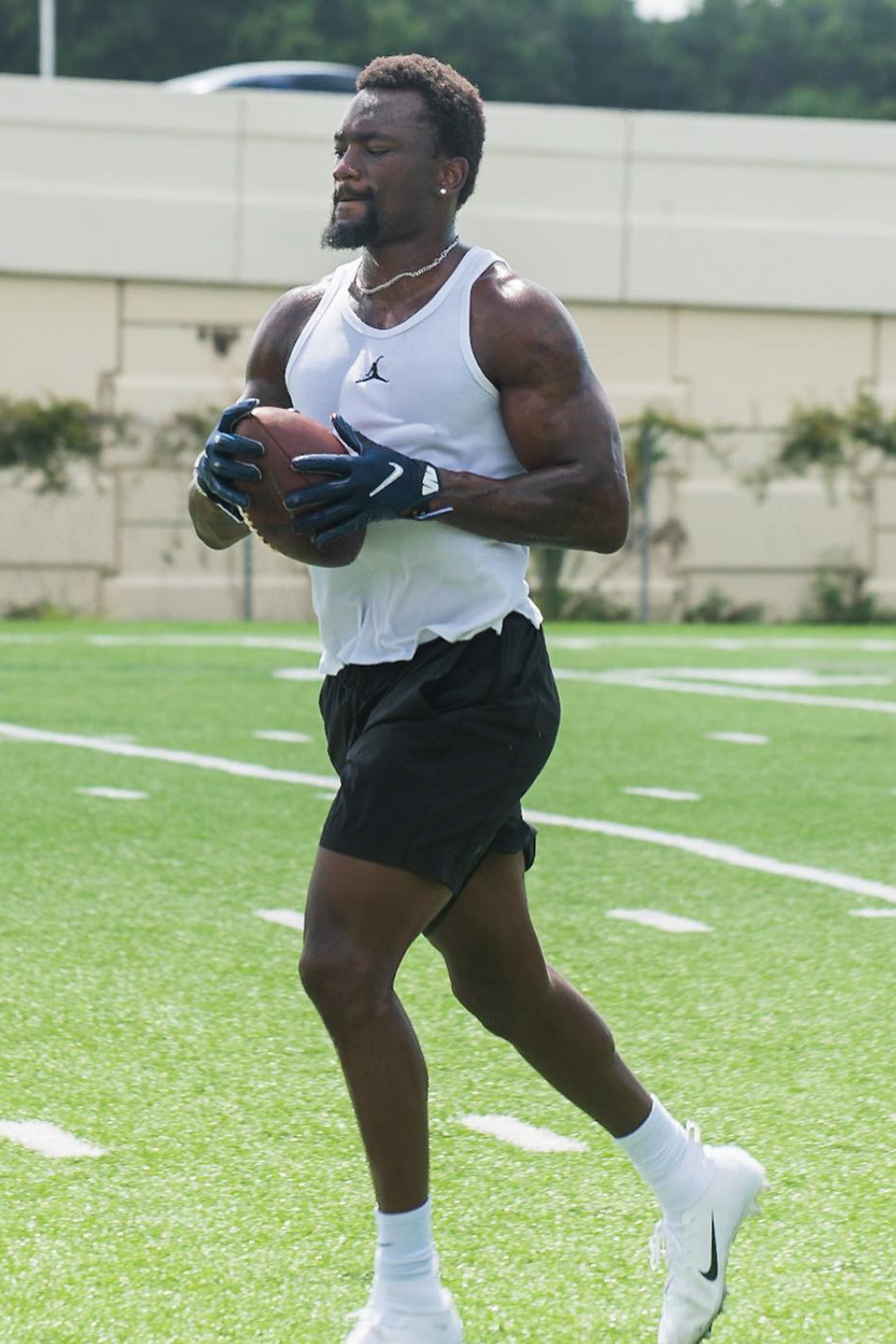 Corey Davis Pictured Training At Tampa, Florida