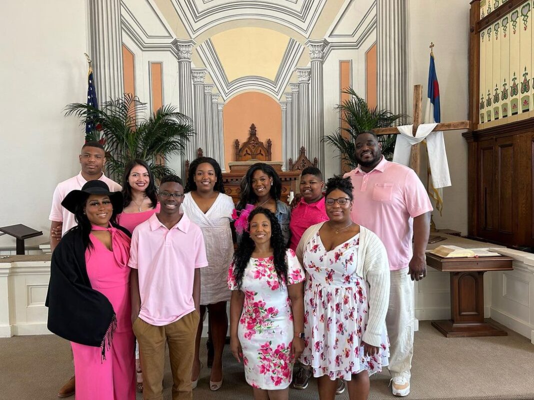 Damien Woody Wife Nicole And Kids More On His Net Worth