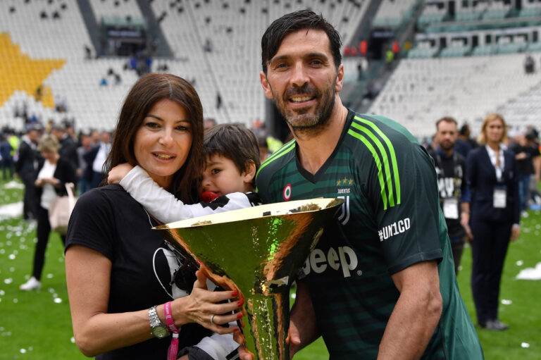 Gianluigi Buffon With Kids Featured