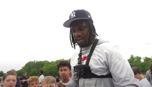 New York Jets' Kenny Yeboah organized a football camp at his high-school