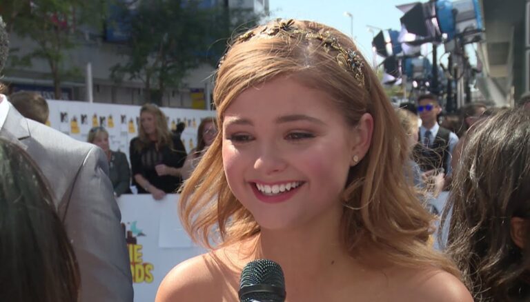 American Actress Stefanie Scott