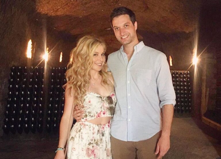 Tara Lipinski With Her Husband Todd