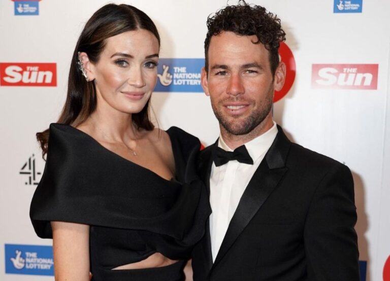 Mark Cavendish With His Wife