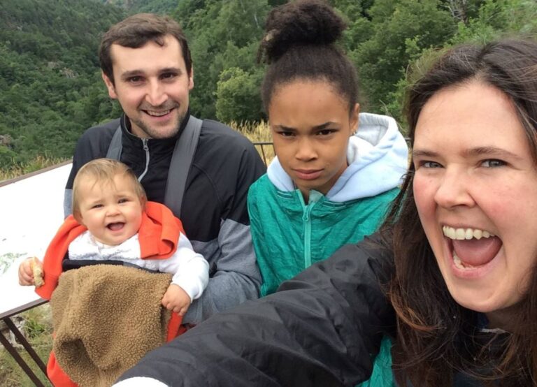 Elizabeth Ndudi Pictured With Her Mother Avril Goossen And Rest Of The Family In 2017