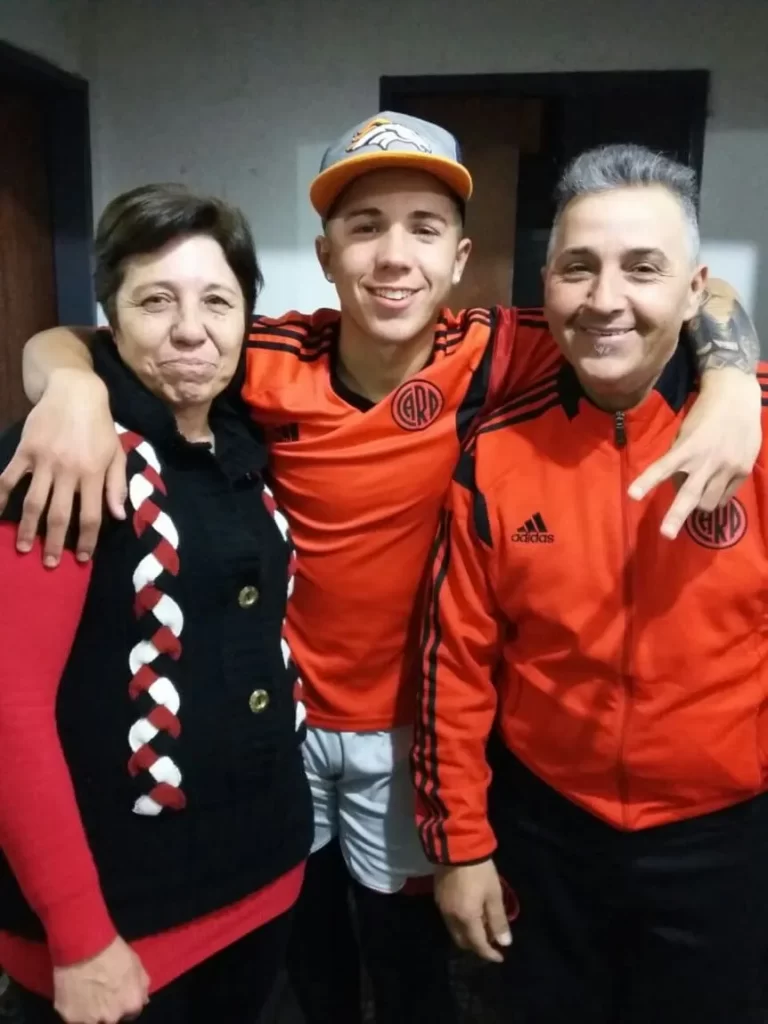 Enzo Fernandez Parents Raul & Marta