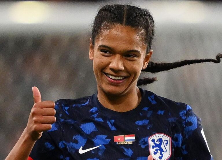 Esmee Brugts Gives A Thumbs Up After Scoring For Netherlands Against Vietnam