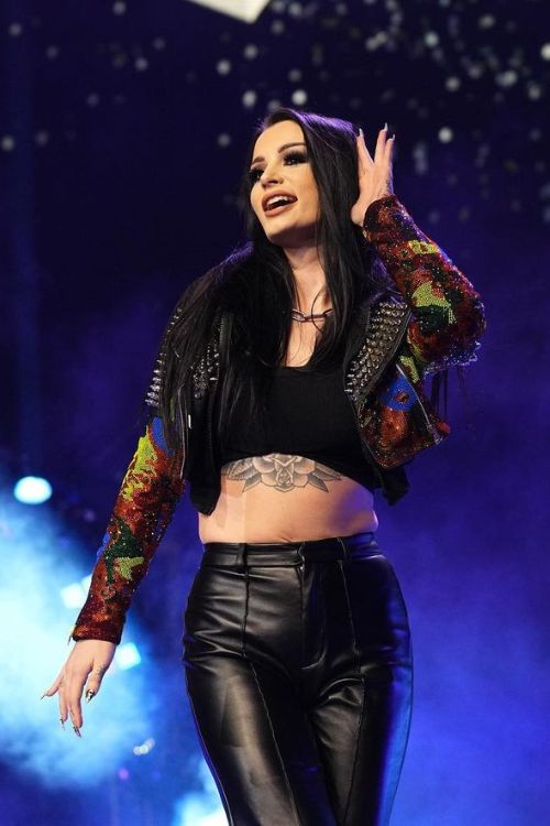 Paige Makes A Grand Entry At The AEW In November 2022