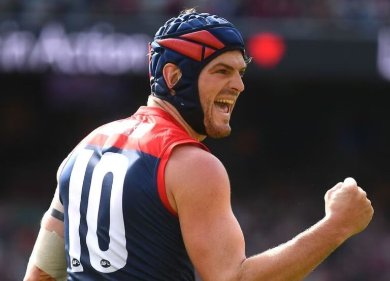 Angus Brayshaw Feature