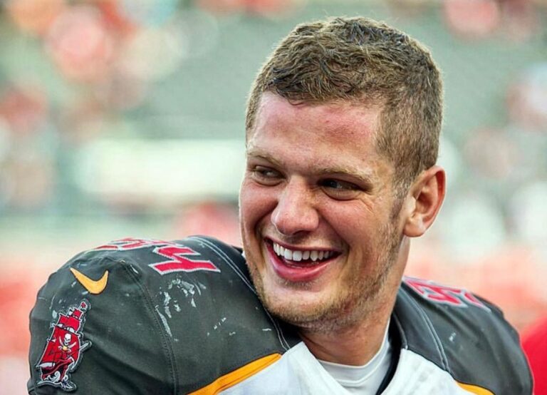 Carl Nassib Featured