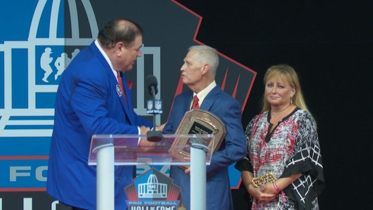 Chris Micki Receiving Award