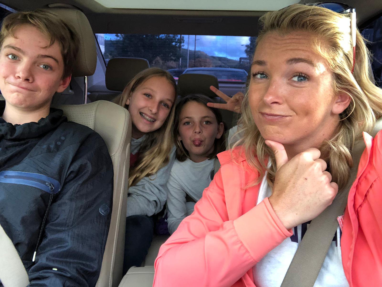 Coco Vandeweghe With Her Cousins