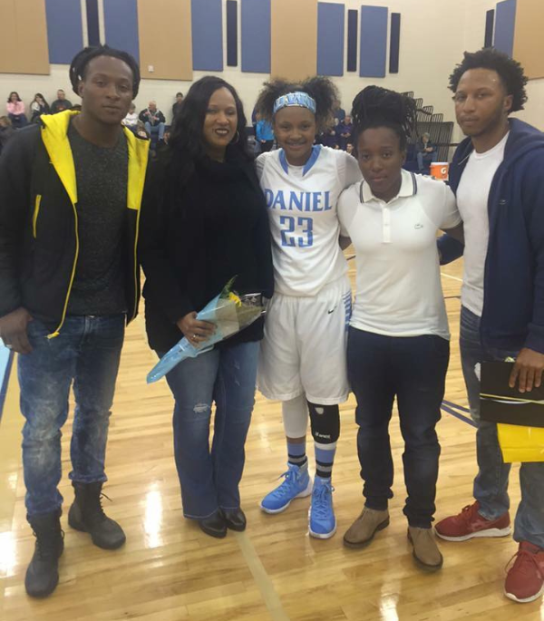 DeAndre Hopkins With His Mother And Siblings