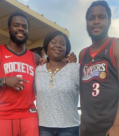 Frances With His Brother And Mother 