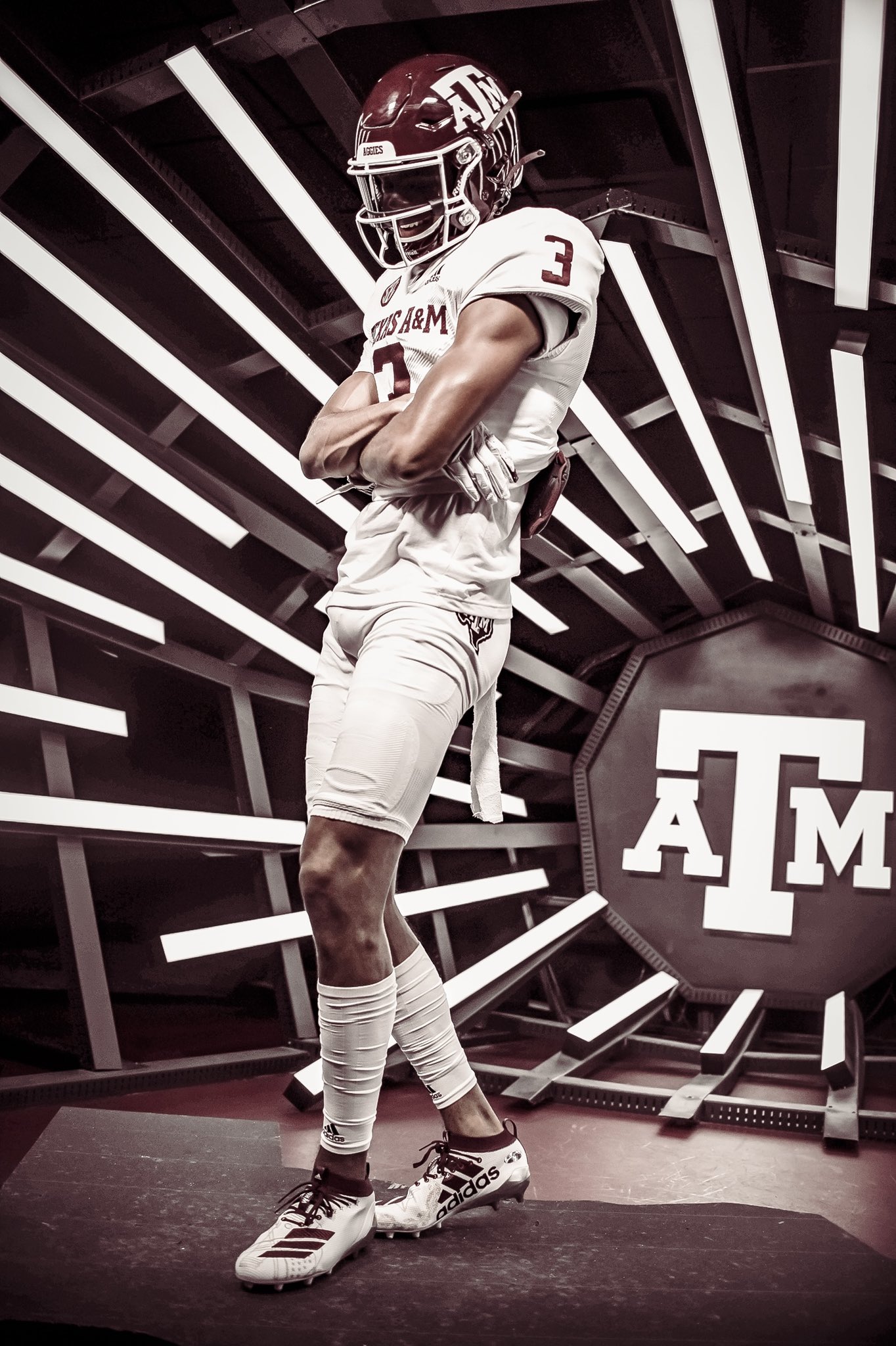 Josh Thomas' Younger Brother Noah Thomas Commits To Play For The Aggies