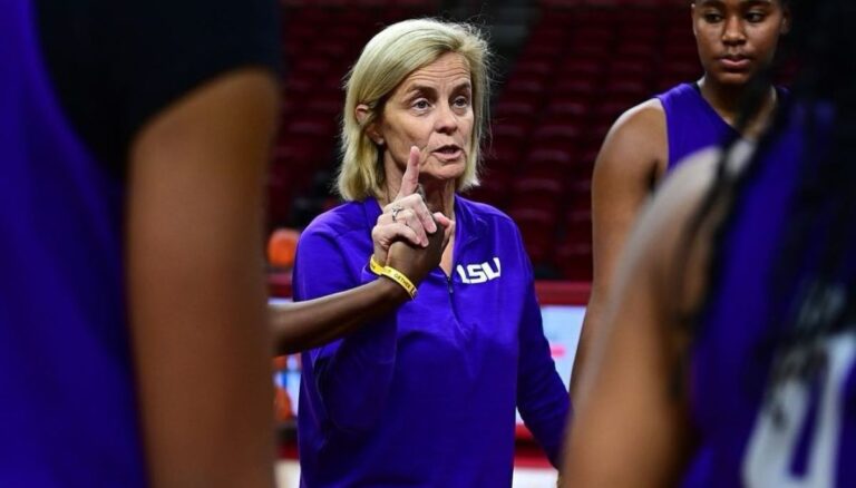 Kim Mulkey Family: Parents, Sister, Husband And Kids