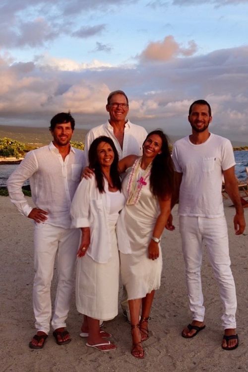 Kurt Rambis With His Wife Linda And All Three Of Their Children