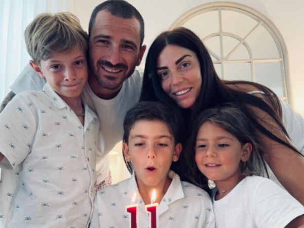 Leonardo Bonucci With His Wife And Children