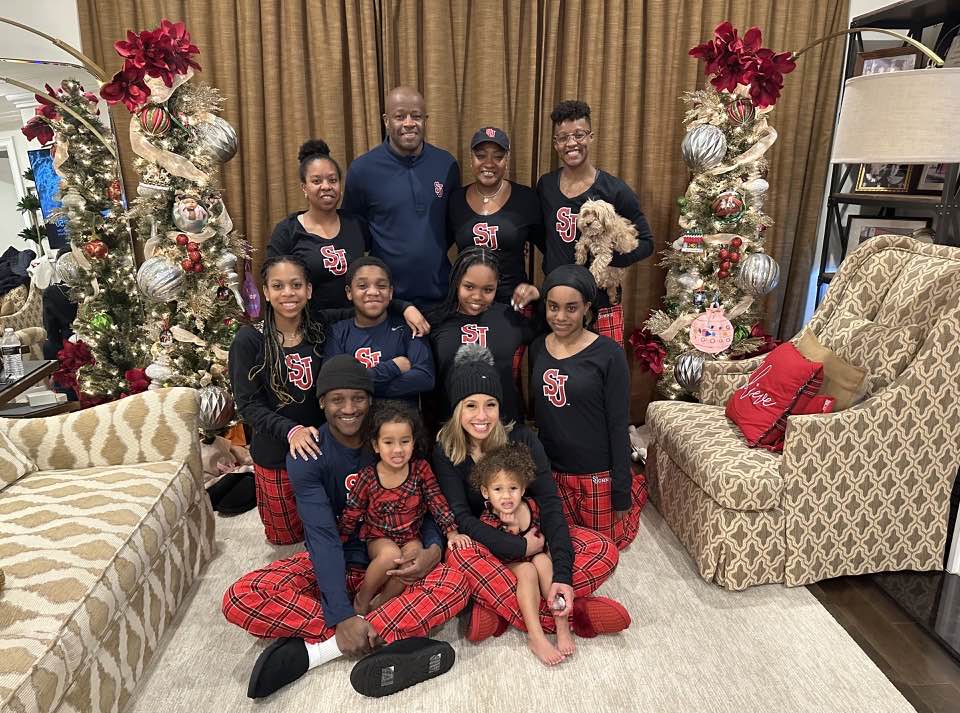 Mike Anderson Celebrating Christmas With Family