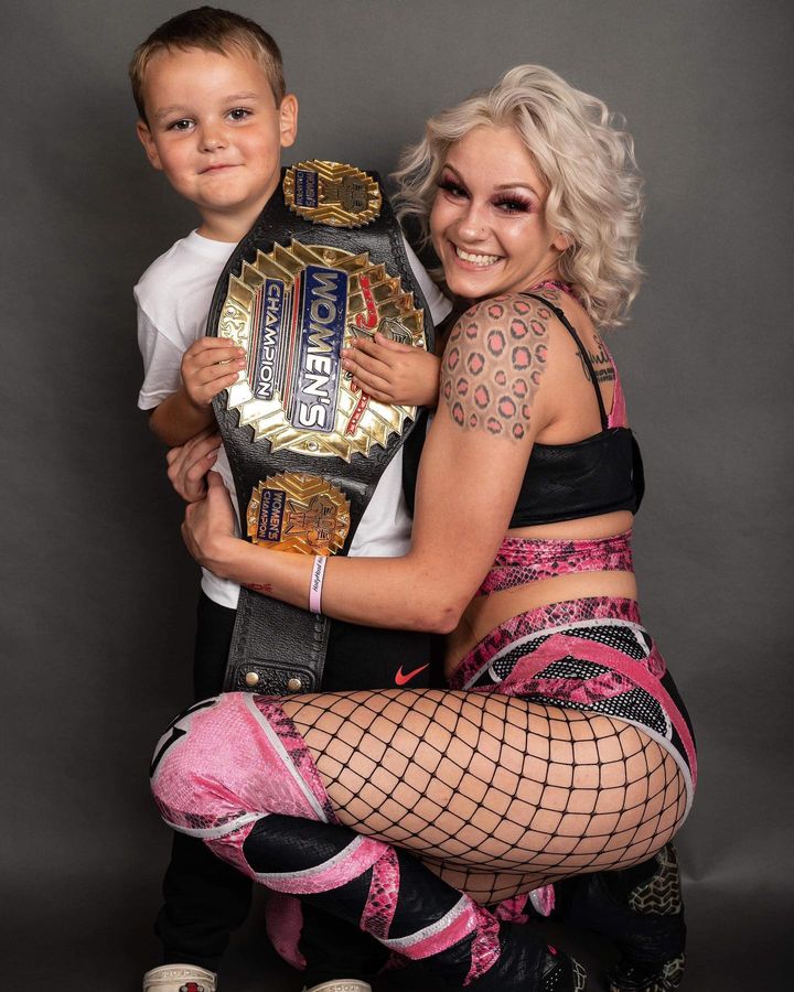 Recent Photo Of Haley, Her Son And The OVW Belt