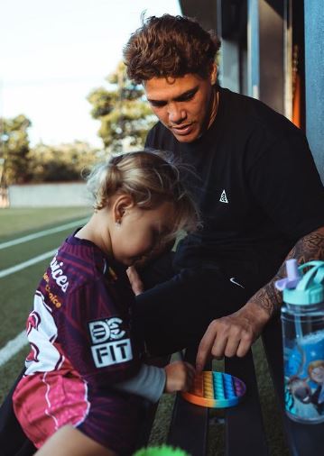 Reece Walsh Playing With His Daughter 