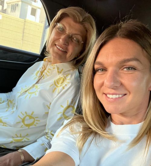 Simona Halep And Her Mother