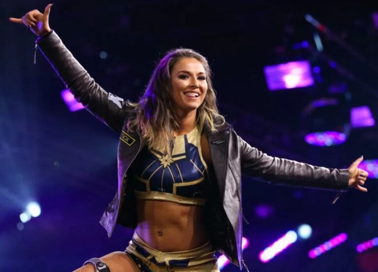 Tegan Nox Feature