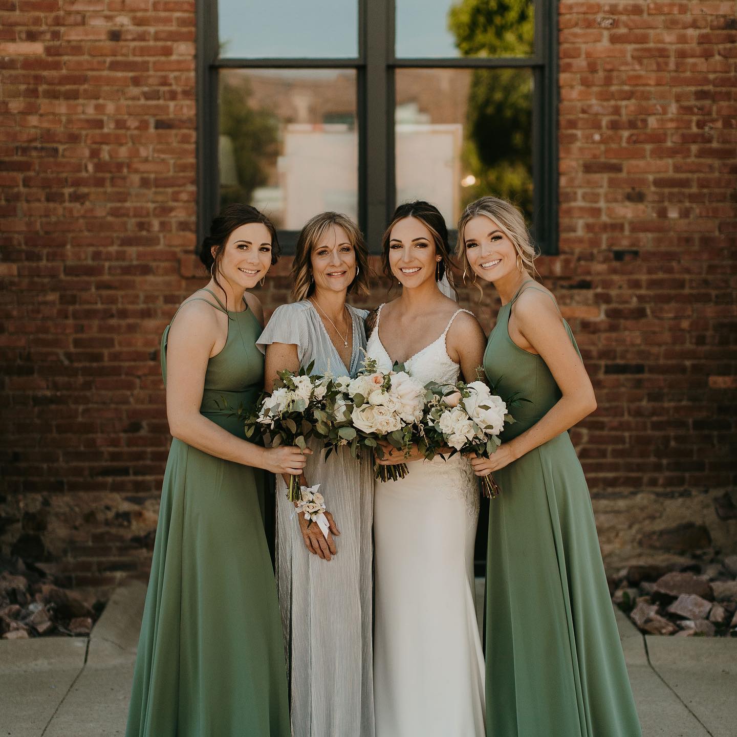 Tucker's Fiancee With Her Sisters And Mother During Kelsie's Wedding