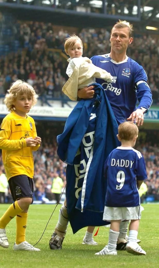 Duncan With His Kids