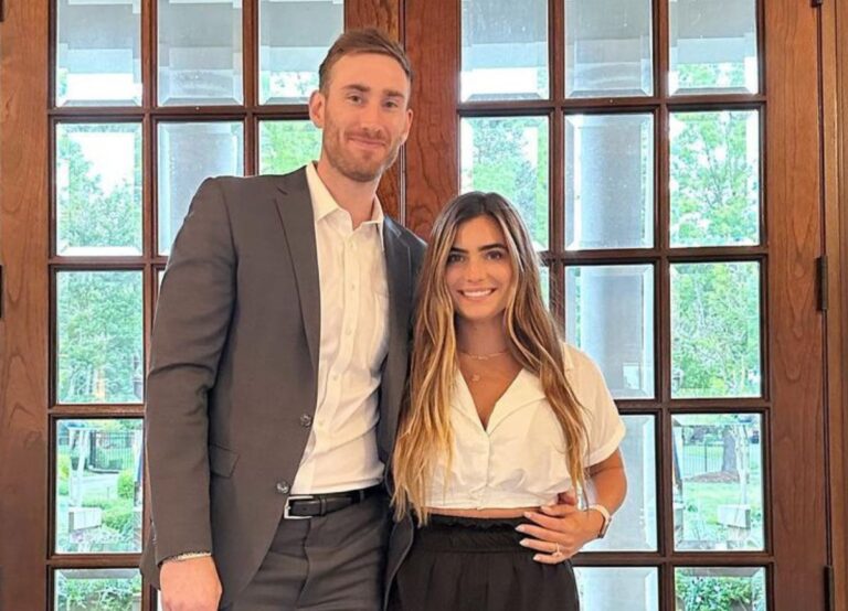 Gordon Hayward With His Wife Robyn