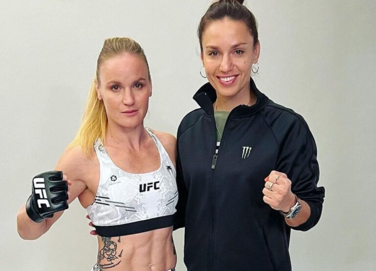 Valentina Shevchenko With Her Sister Antonina