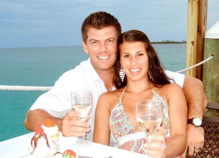 Mason Crosby With His Wife Molly Ackerman