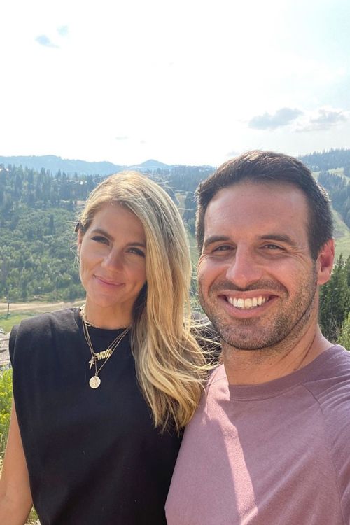 Christian And Samantha Ponder Soak In The Sun Of Utah As They Enjoy The Trip During The Football Season In 2021