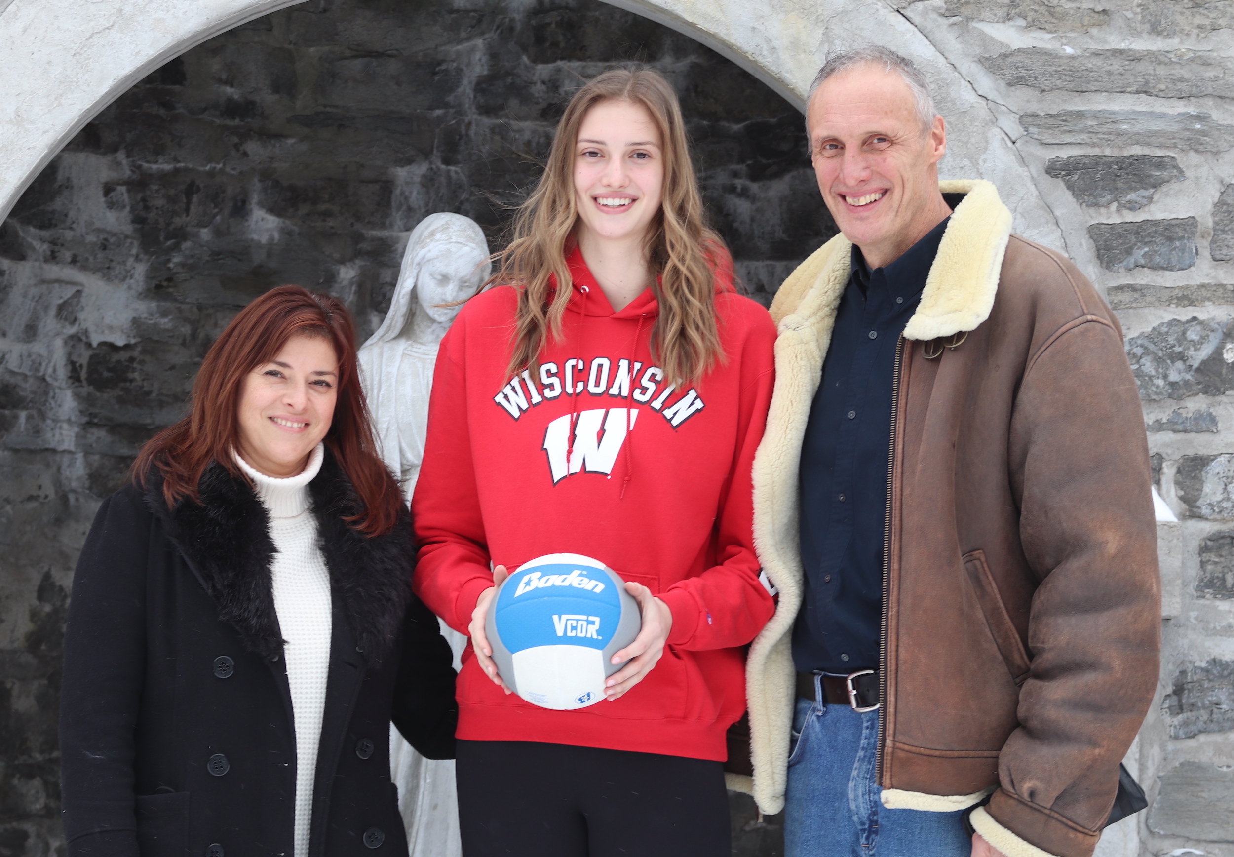 Anna Smrek With Her Father And Mother