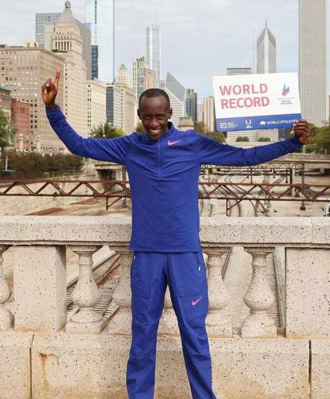 Kelvin Kiptum set a world record 